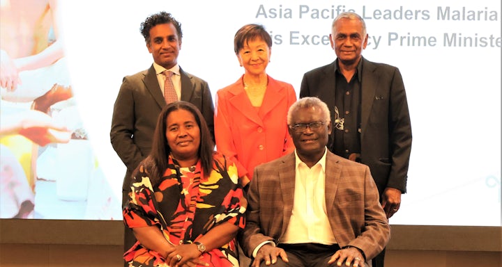 Back row: APLMA CEO Dr. Sarthak Das, Board Member Ruby Shang, SPM Dr. Jimmie Rodgers. Front row: PM and Madam Sogavare.