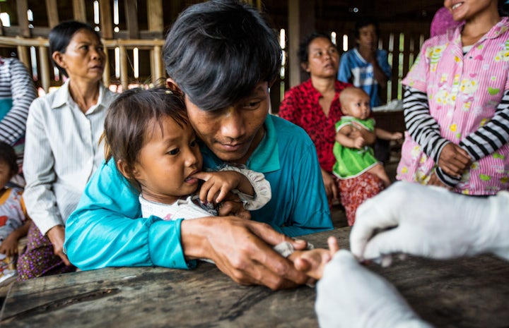 Gf john rae cambodia malaria awareness session for villagers (27)